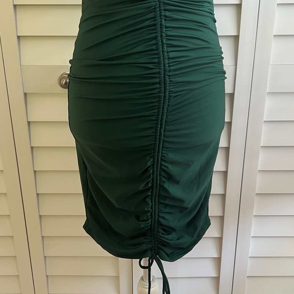 Body Con Ruched Dress - Picture 3 of 9